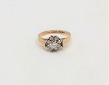 A 9ct gold dress ring, size O. CONDITION REPORT: 1.9g.