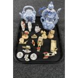 A tray of Chinese blue and white teapots,
