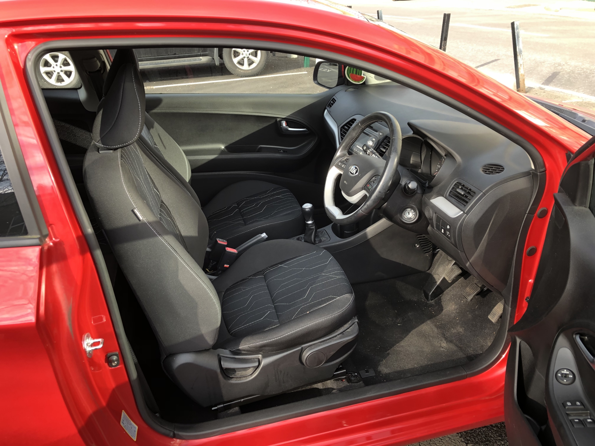 A Kia Picanto Hatchback 1. - Image 5 of 11