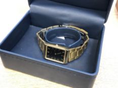 A gents gold plated vintage Seiko quartz wristwatch in box