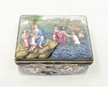 A fine quality Victorian silver gilt trinket box, London 1855,