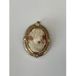 A 9ct gold mounted cameo brooch CONDITION REPORT: 6.2g gross.