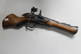 An ornamental blunderbuss