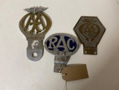 A box of three vintage car badges AA and RAC