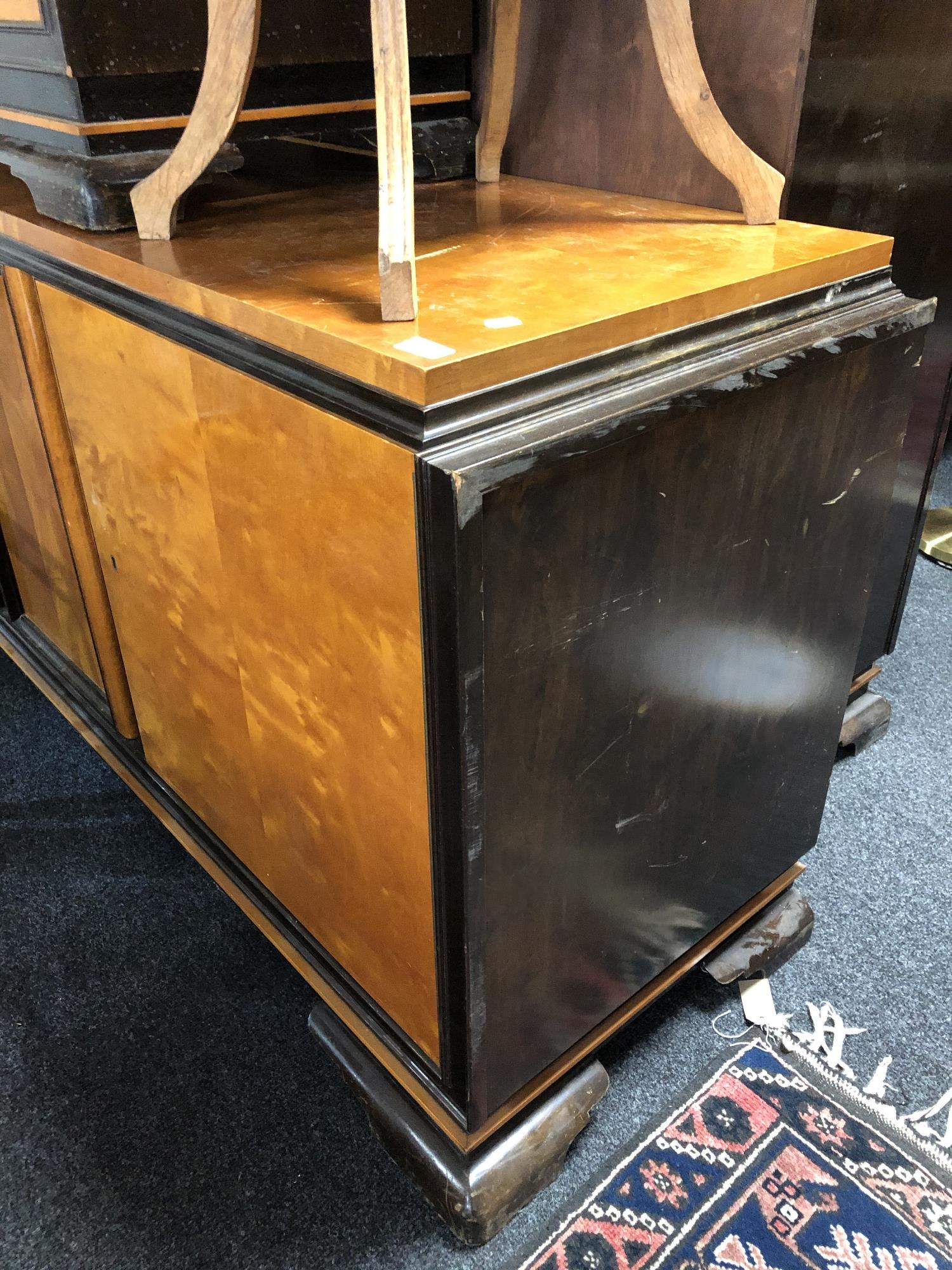 A mid century two tone sideboard CONDITION REPORT: Minor cosmetic wear to finish. - Image 2 of 5