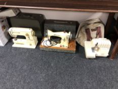 Three vintage electric sewing machines - Imagine,