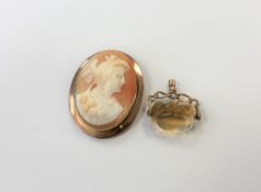An antique gold cameo and a citrine fob (2)