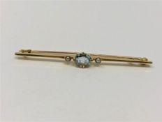 An antique 15ct gold aquamarine brooch