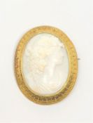 A superb quality Victorian cameo brooch