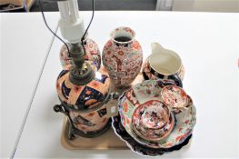 A tray of Japanese Imari dishes, similar china,