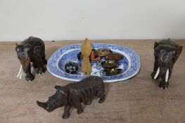 An antique willow pattern meat plate, two early 20th century novelty German wooden bottle stoppers,