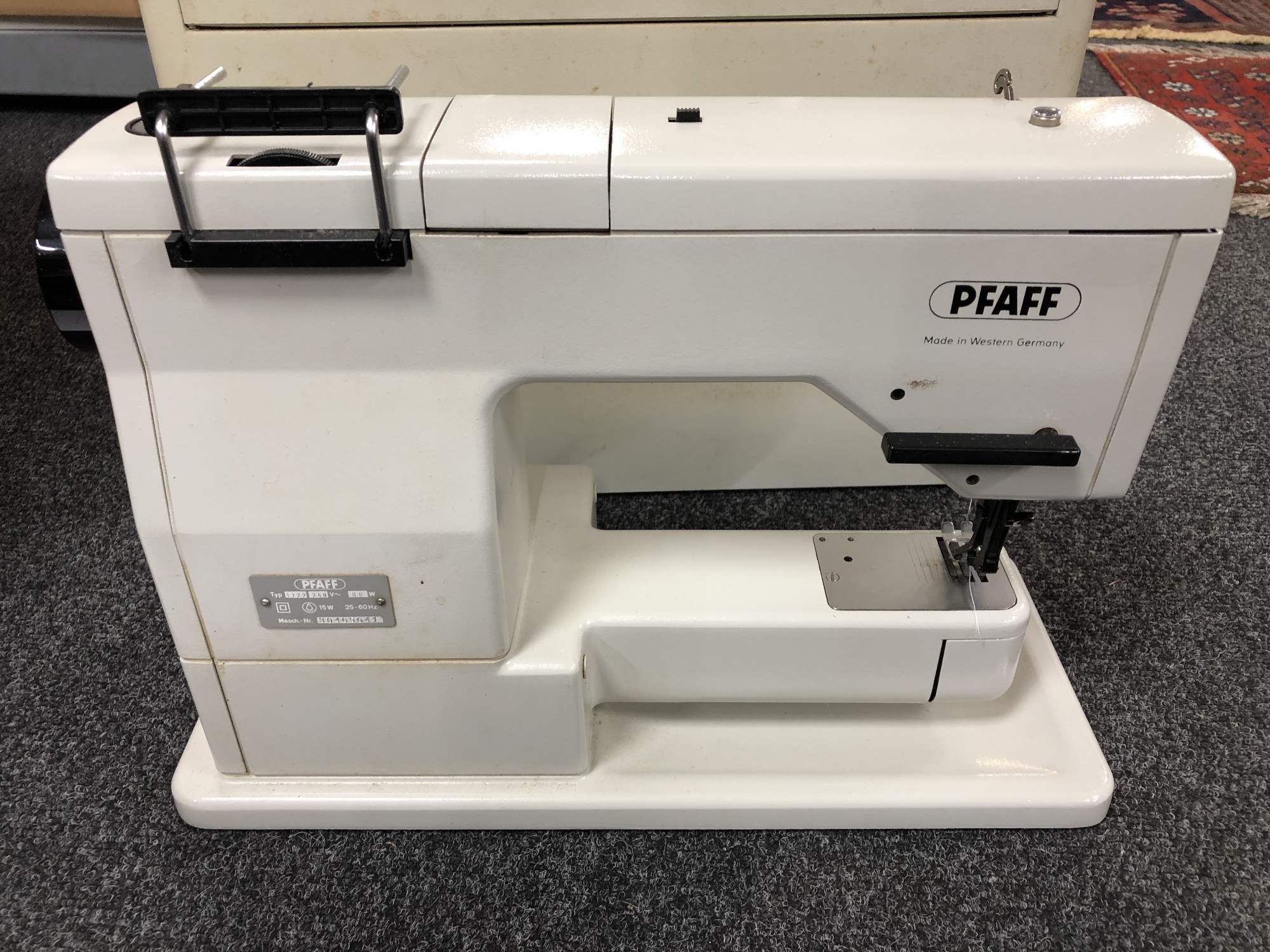 An electric Pfaff sewing machine CONDITION REPORT: There is no lead and this has - Image 2 of 5