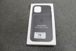 Apple : iPhone 11 Pro Smart Battery Case, model A2184, black, brand new & boxed. (R.R.P. £129.