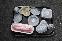 A tray of Wedgwood blue and white trinket pots,