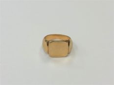 A gent's heavy yellow metal signet ring, indistinct foreign marks,