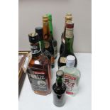 A tray of alcohol, special reserve port, John lee whisky,