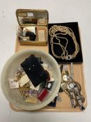 A tray of assorted costume jewellery,