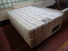 A Shakespeare orthopedic 4'6 divan and interior