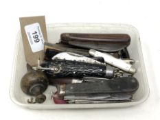 A box of vintage pen and pocket knives (Q) CONDITION REPORT: UK pack and post £15 +