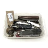 A box of vintage pen and pocket knives (Q) CONDITION REPORT: UK pack and post £15 +