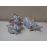 Two Nao figures - Elephants