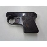 A Webley Sport starting pistol CONDITION REPORT: This doesn' appear to take a