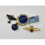 Five RAF badges (5)