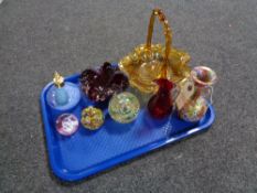 A tray of glass, amber basket, art glass vase,