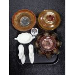 A tray of assorted glass ware to include carnival glass bowls, table lighter,