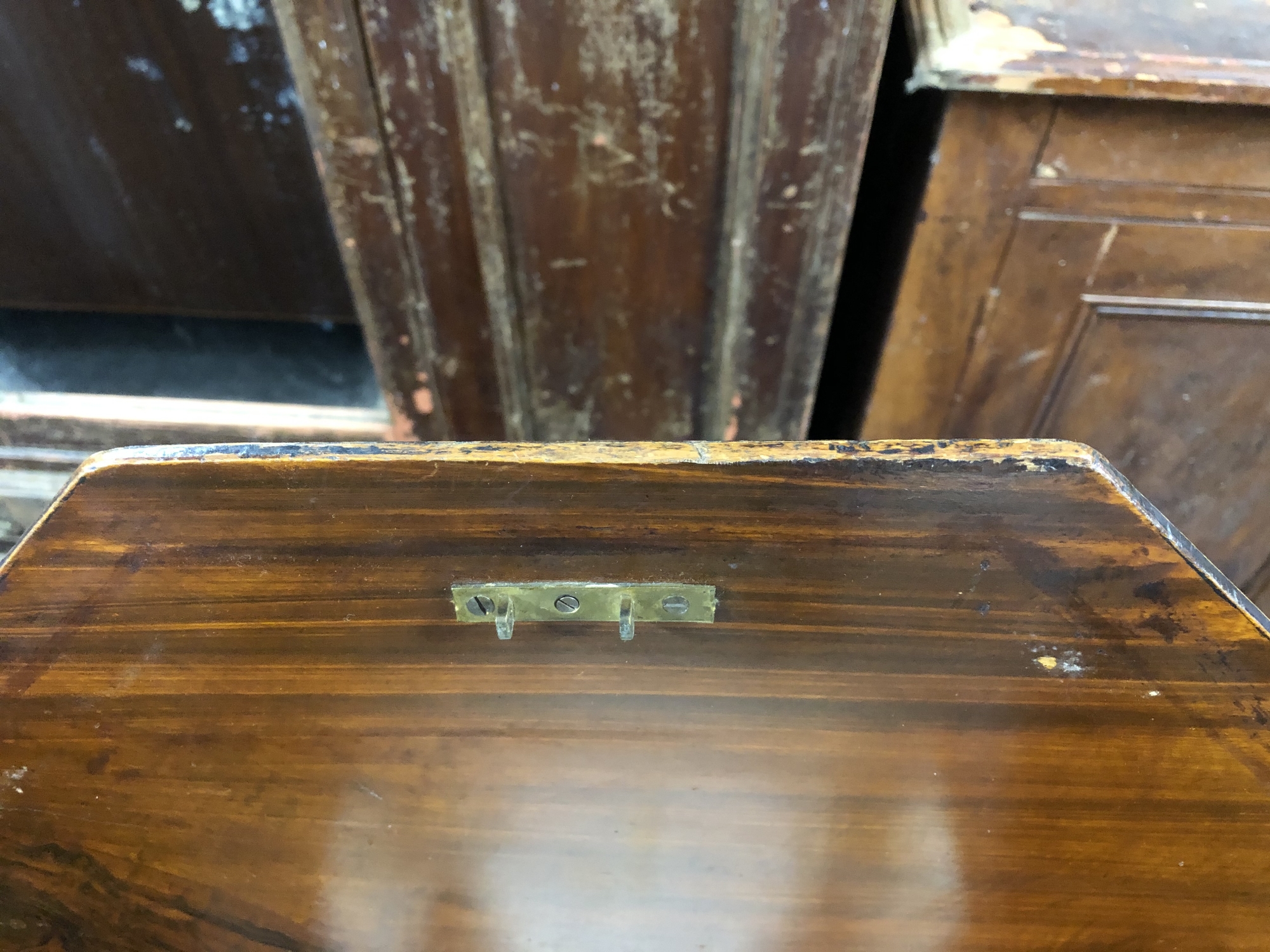 A Victorian inlaid mahogany work table with chess board top CONDITION REPORT: - Image 4 of 8