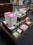 A pallet of a large quantity of greetings cards