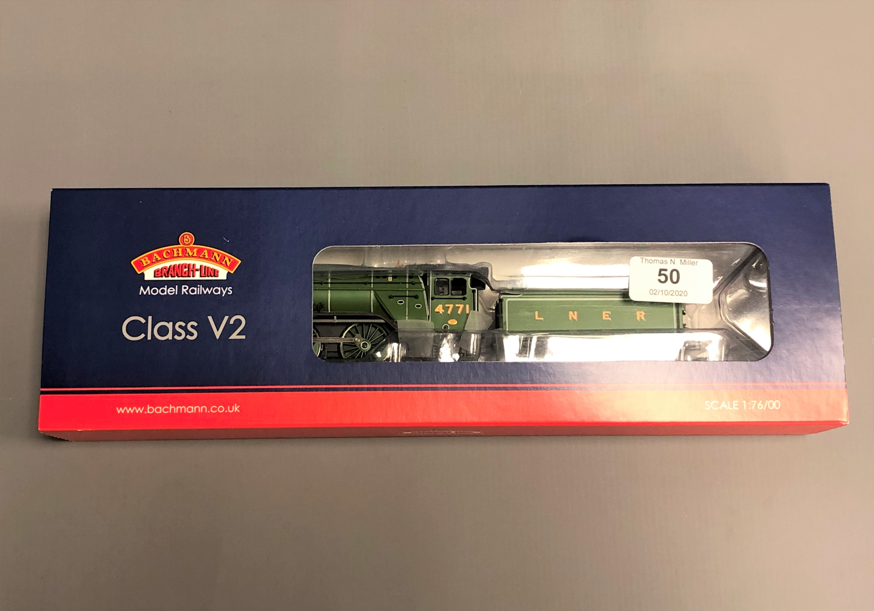 Bachmann - 31-550B Class V2 4771 'Green Arrow' LNER Doncaster Green, boxed.