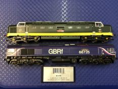 Bachmann - 32-978 Class 66/9 Diesel 66725 'Sunderland AFC' First/GBRF and D9017 'The Durham Light