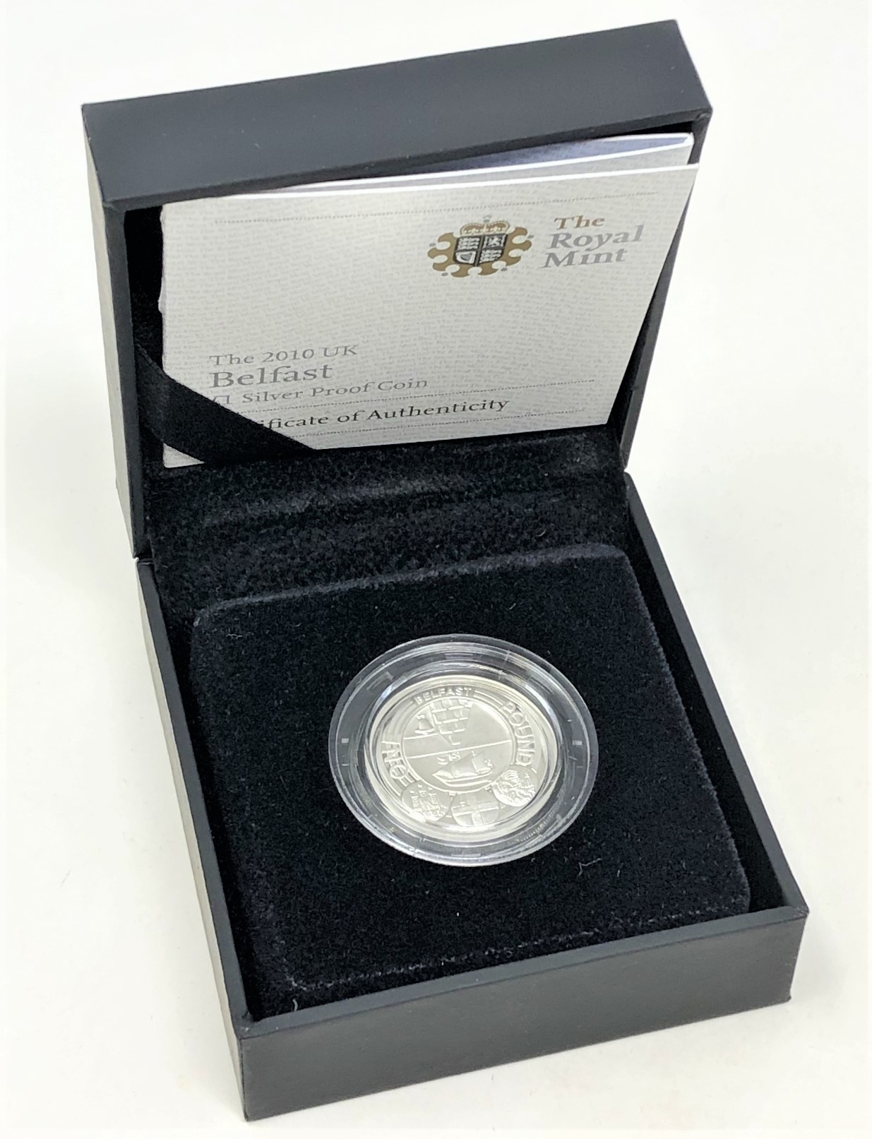 The Royal Mint - The 2010 UK Belfast £1 silver proof coin, 9.5g.