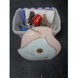 Plastic tub of component parts, compressor,