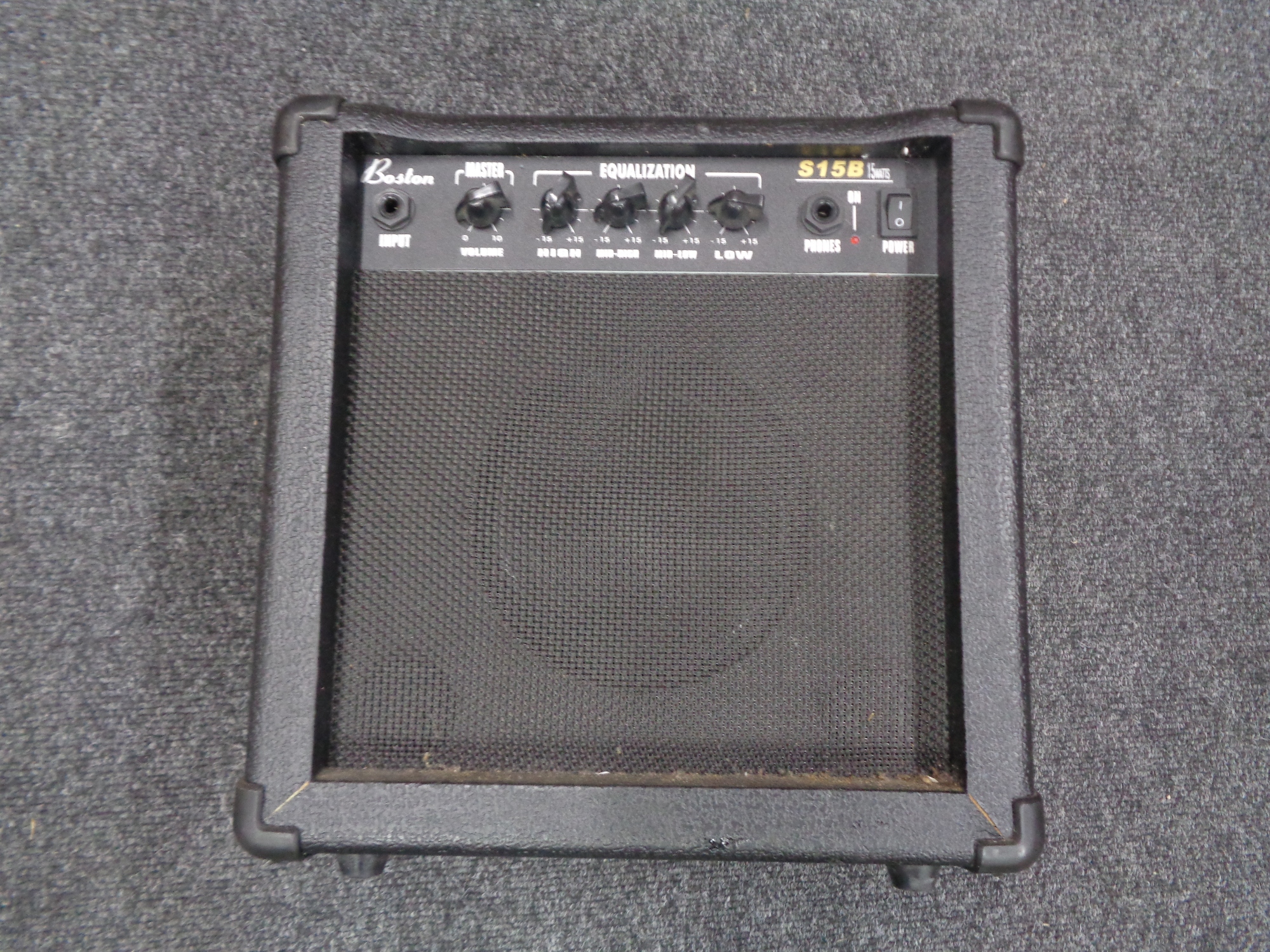 A Boston S15B 15 watt guitar amplifier