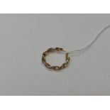 A 9ct gold hoop earring, 1.2g.