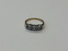 A 9ct gold dress ring, size M CONDITION REPORT: 1.