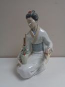 A Nao figure - Geisha no. 1276 (boxed).