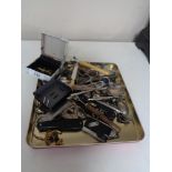 A small quantity of vintage scissors, brooches, badges,