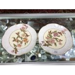 A pair of Royal Worcester cabinet plates
