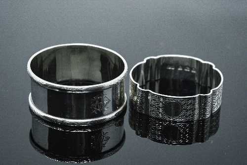 Two silver napkin rings - Birmingham 1929 & 1912, 32.8g. - Image 2 of 2