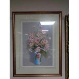 I. Lindsay : Flowers in a vase, oil on canvas, framed.