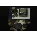 A collection of coins to include - 1797 cart wheel penny, £2 coins, commemorative crown,