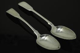 Two early nineteenthn century London silver table spoons,138.8g.