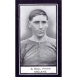 WILLS, International Footballers 1909-10, complete, Scissors, VG to EX, 67