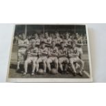 FOOTBALL, team photo, Newport County, 19th Aug 1961, signed to reverse by 25 players, inc. Kitson,