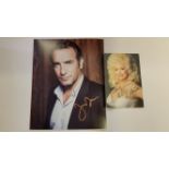 ENTERTAINMENT, signed photos, inc. Dolly Parton (promotional card), Jean Dujardin, Kathy Bates,