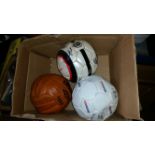 FOOTBALL, signed balls, inc. 1966 England, Umbro issue (9 signatures); Manchester United (16