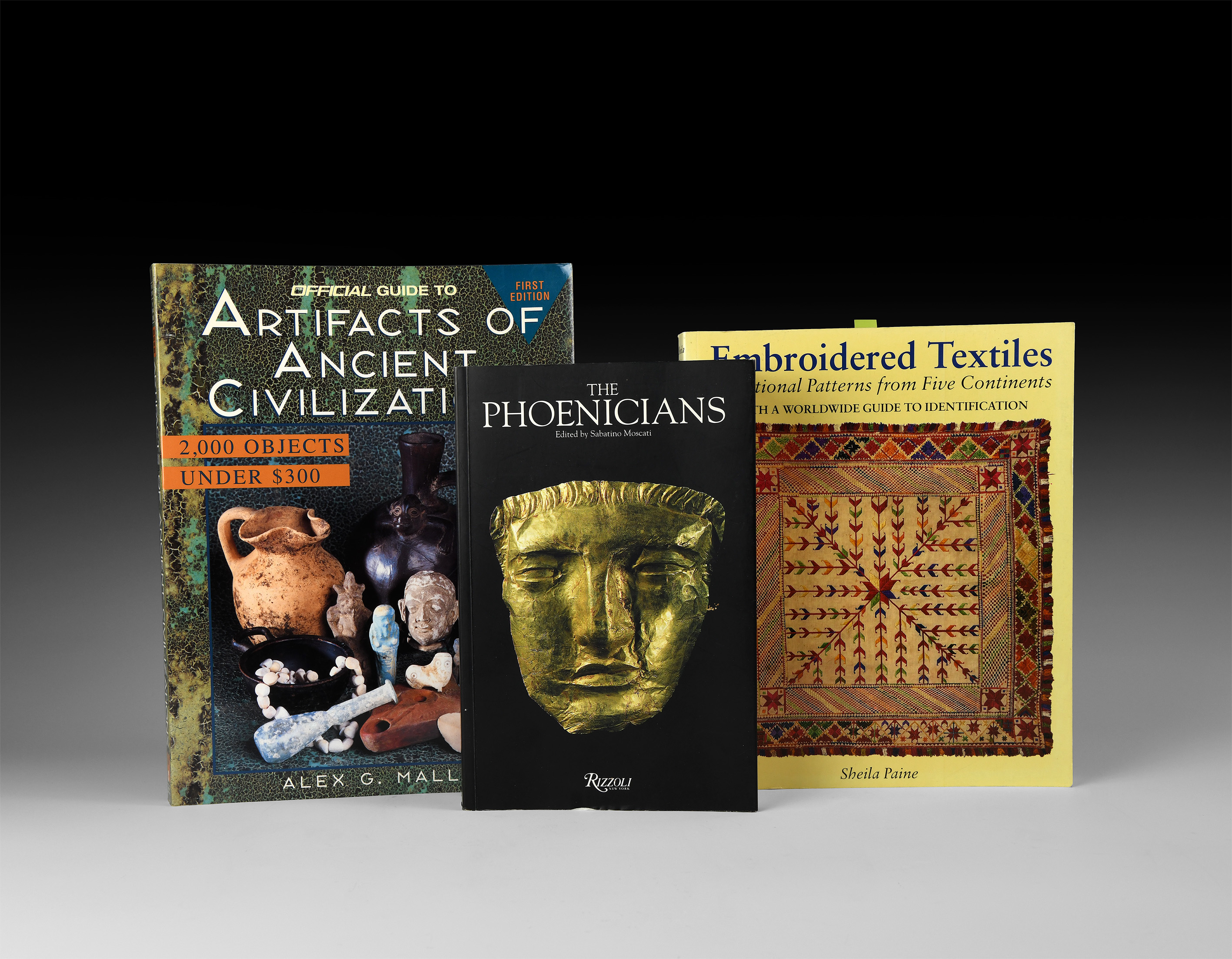 Books - History, Artefact and Textile Titles